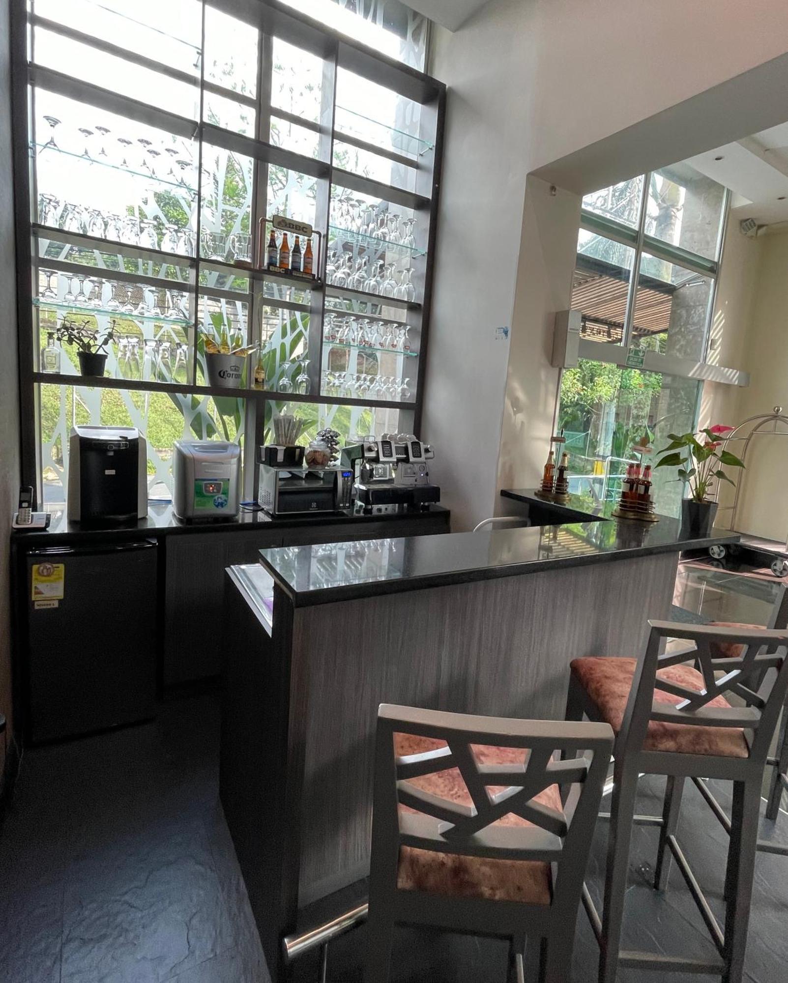 Hotel Bh El Poblado Medellin Exterior photo
