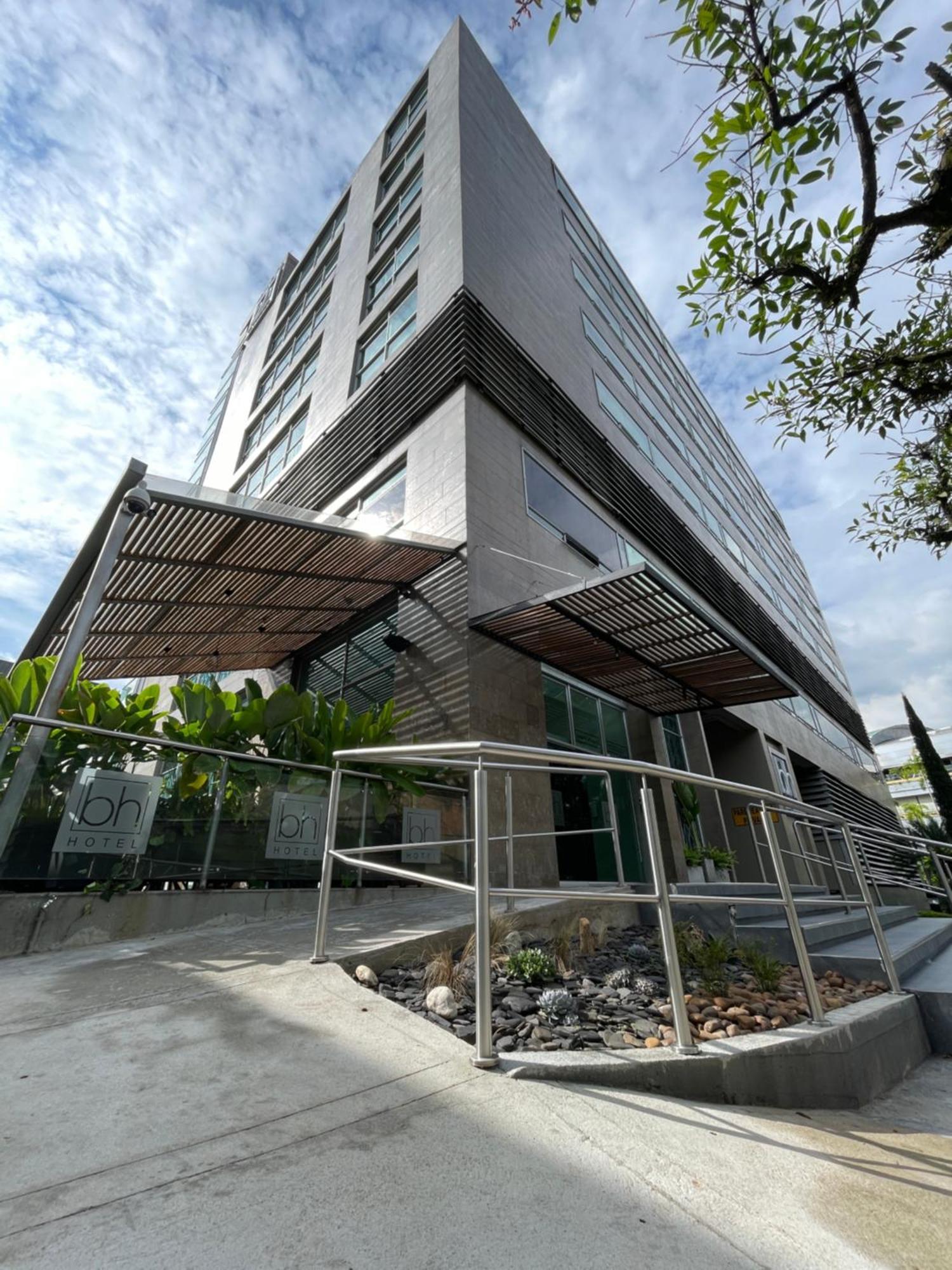 Hotel Bh El Poblado Medellin Exterior photo