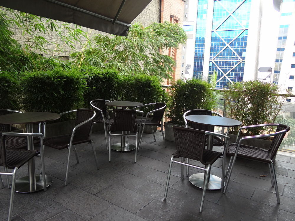 Hotel Bh El Poblado Medellin Exterior photo